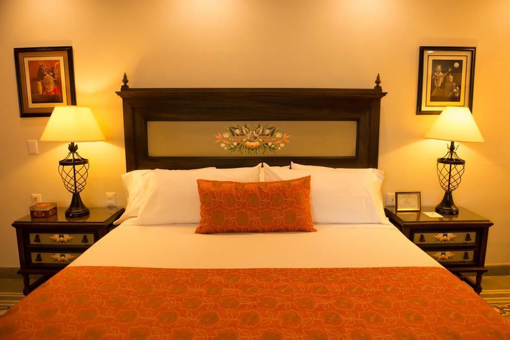 Grand Hotel Tepatitlan الغرفة الصورة