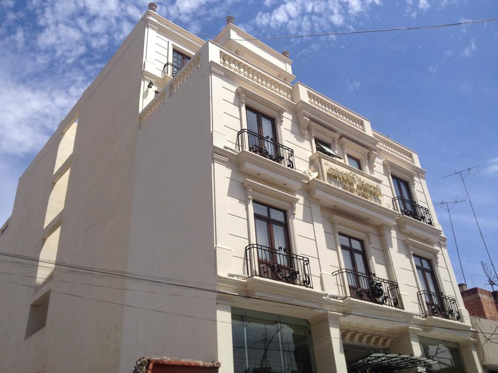Grand Hotel Tepatitlan المظهر الخارجي الصورة